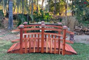 Half Spindle Bridges 9. Bring the beauty of peaceful nature escapes to your garden with the Redwood Garden Half Spindle Curved Rail bridge