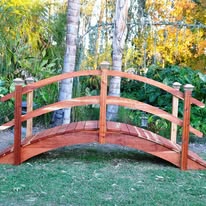 8 Foot High Arch Tall Post Bridges